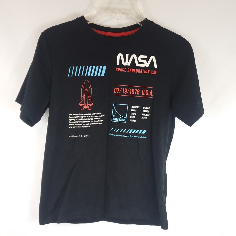 Nasa Space Exploration Boys XL 14-16 Black  Shrt Slv Graphic Tee